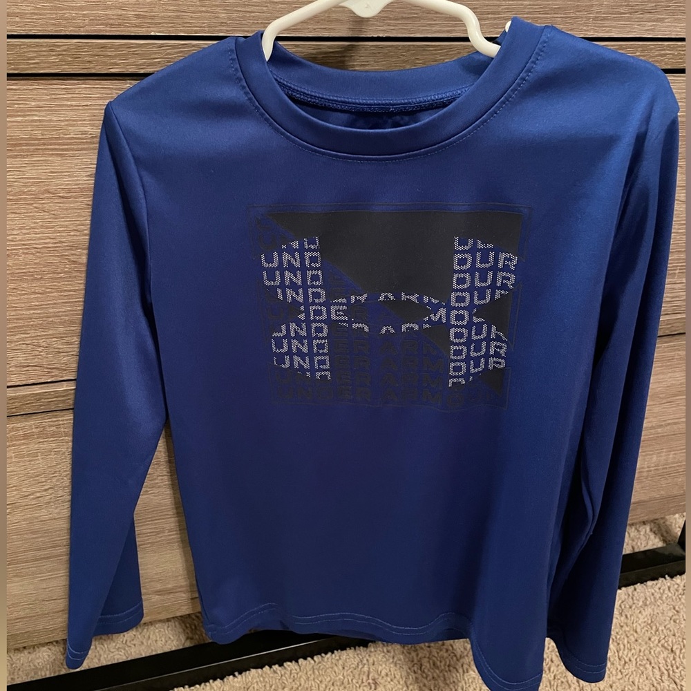 Under Armour long sleeve dri fit